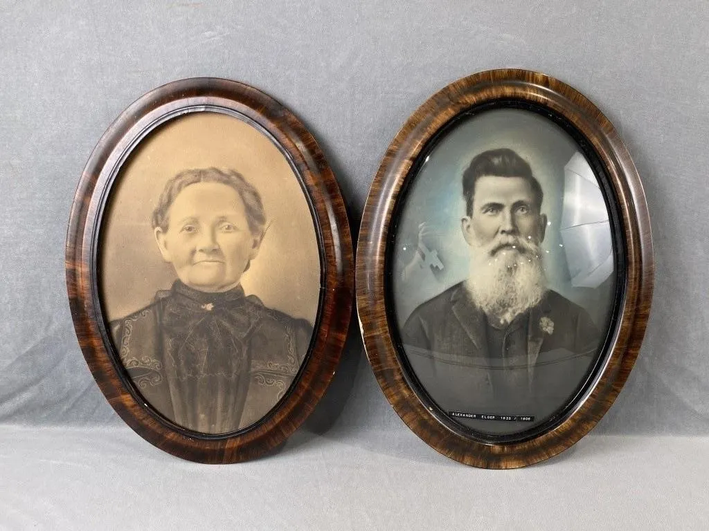 C 1920 Oval Pair of Matching Frames