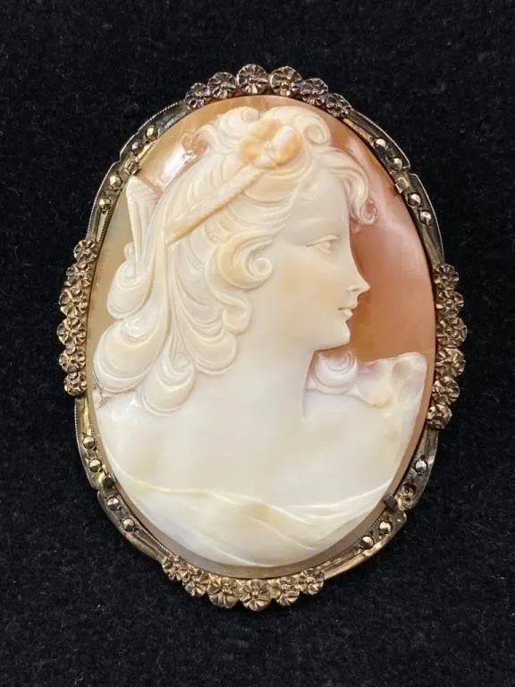 Vintage 930 Sterling Cameo Brooch