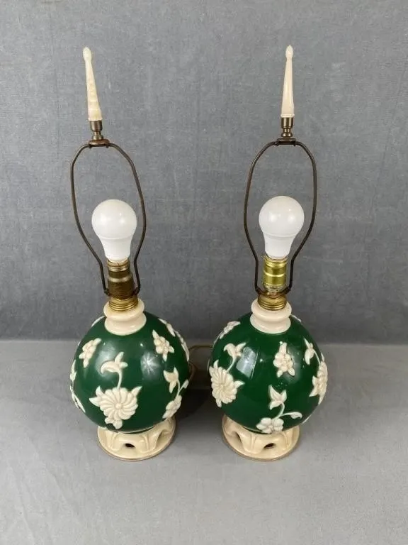 Vintage Pair Glass Aladdin Table Lamps