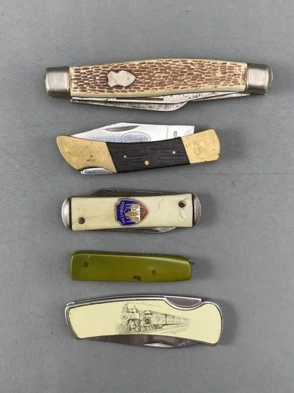 Grouping of 5 Vintage Jack Knives