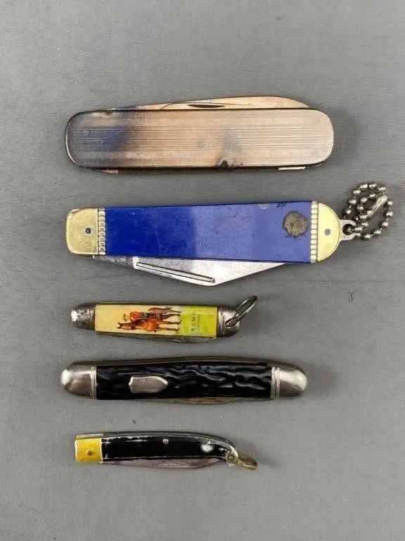 Grouping of 5 Vintage Jack Knives