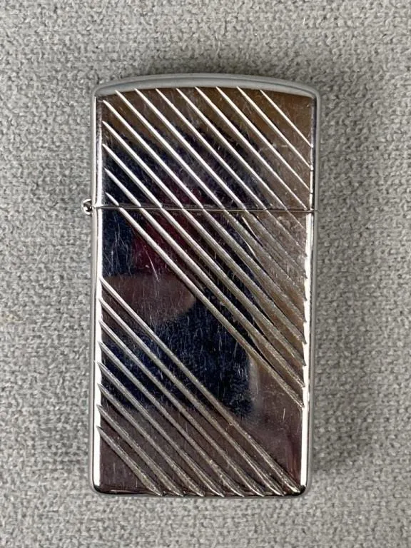 Vintage Zippo Silver Tone Diagonal Motif Lighter