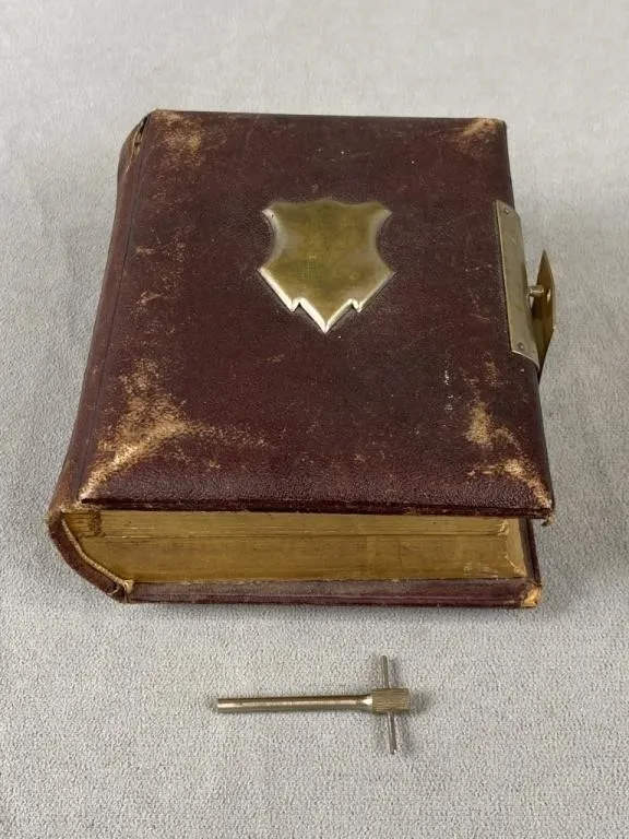 C1890 Musical Photo Album w Key