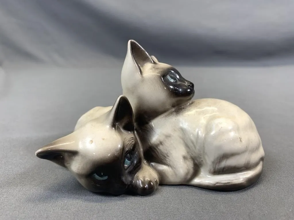 Beswick England Siamese Cats