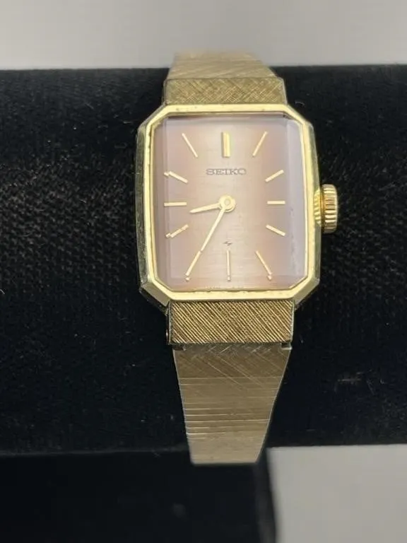 Vintage Seiko Quartz Two Tone Face Watch