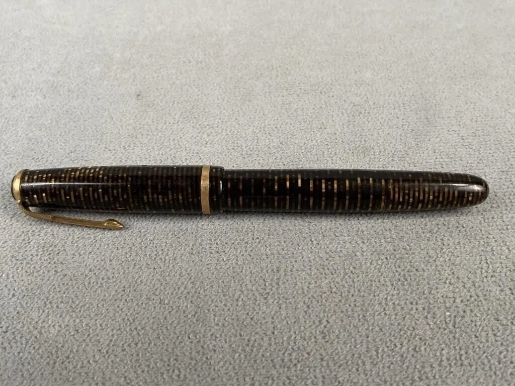 Vintage 14K Parker Bros Vacumatic Fountain Pen