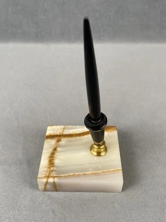 Stately Vintage Fountain Pen w Marble Stand