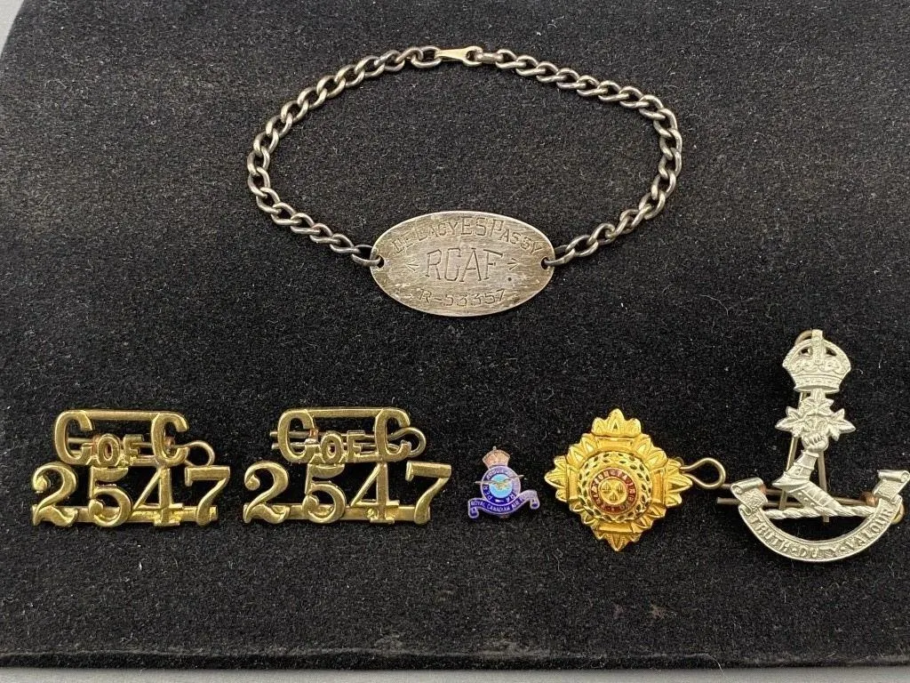 Group of Commonwealth Military Items