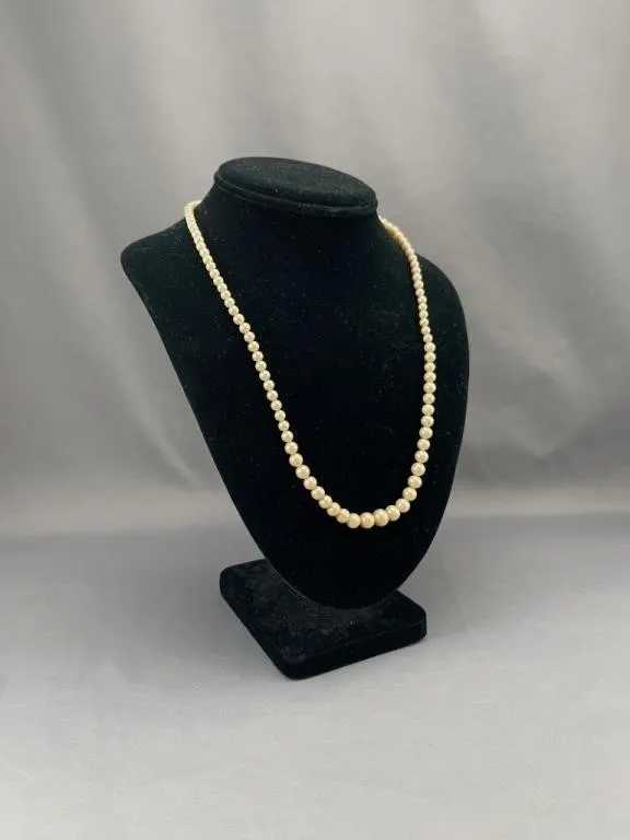 14K Gold Clasp Pearl Necklace