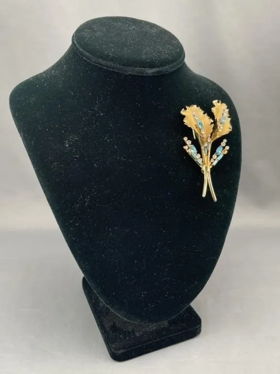 Vintage Bright Turquoise Rhinestone Brooch