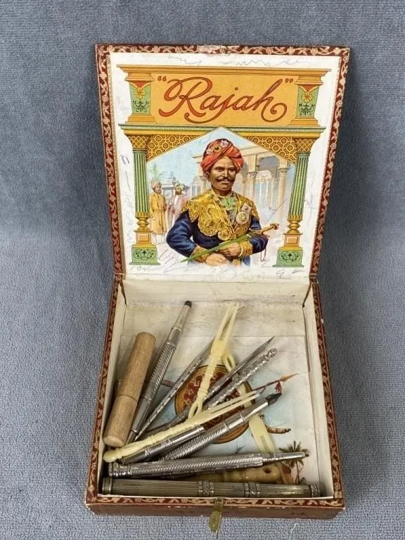RAJAH FINEST SELECTION Tobacco Box