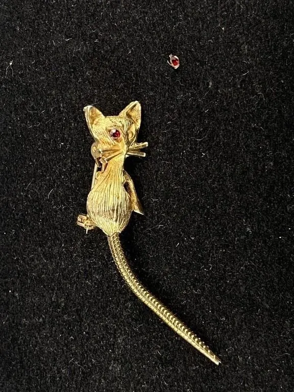 Gold Tone Whiskered Cat Brooch w Moving Tail