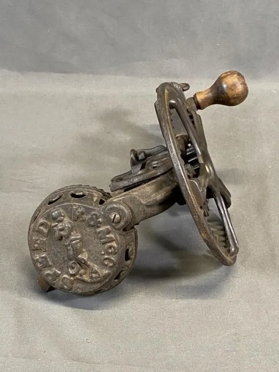 R & M CO SPEED Industrial Apple Peeler