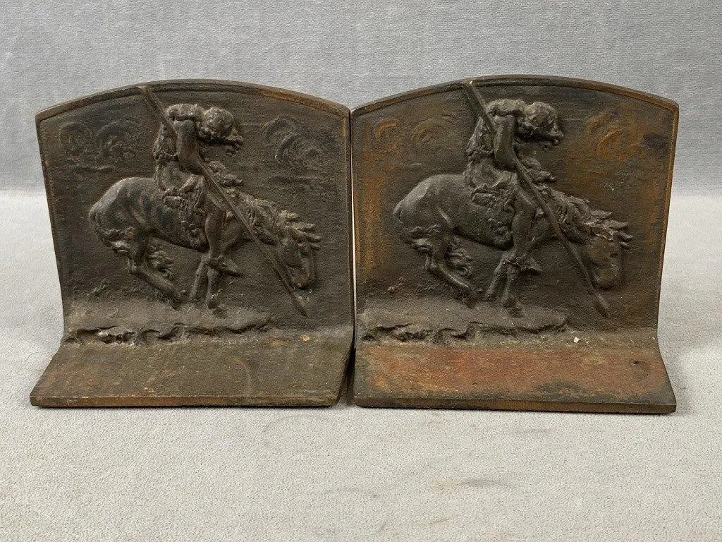 Vintage Cast The Last Trail Bookends