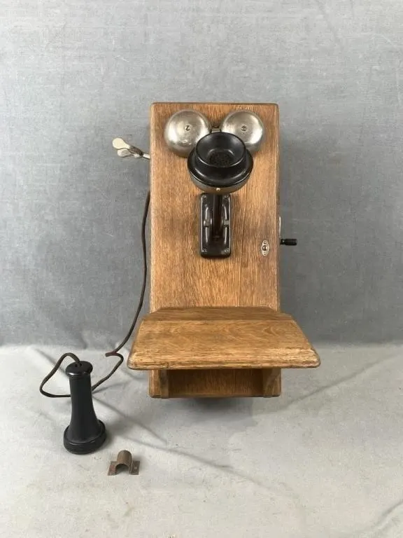 C1910 Oak Wall Mount Telephone