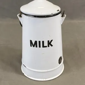 Vintage Enamel Milk Pail w Bale Handle
