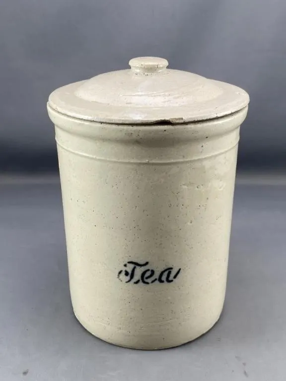 C1910 Tea Crock w Lid