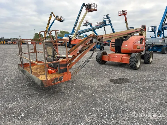 2017 JLG 600AJ 4WD Diesel Articulating Boom Lift