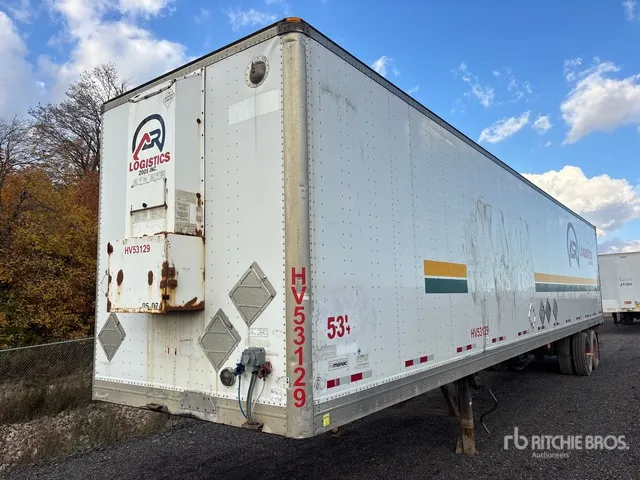 2006 Manac 48 ft x 102 in T/A Heated Van Trailer