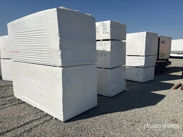 Quantity of (8) 96 in x 48 in Polyiso Insulation