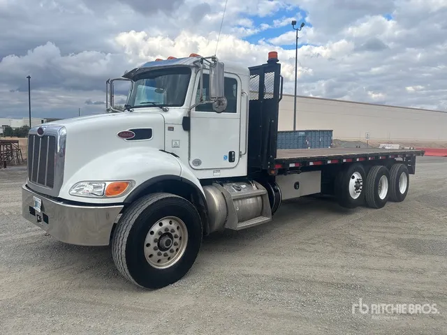2019 Peterbilt 348 8x4 Flatbed Truck