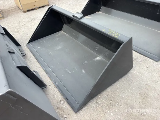 2025 Kit Containers QT-DB-S66 66 in General Purpose Skid Steer Bucket (Unused)