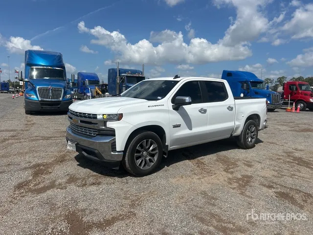 2021 Chevrolet Silverado 1500 Texas Edition 4x2 Crew Cab Pickup
