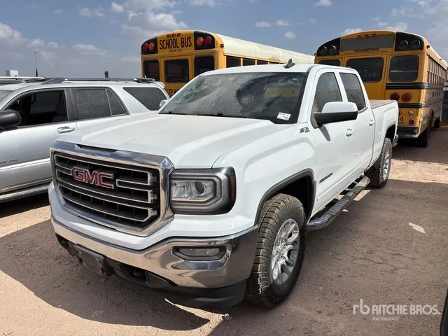 2018 GMC Sierra 1500 SLE 4x4 Crew Cab Pickup