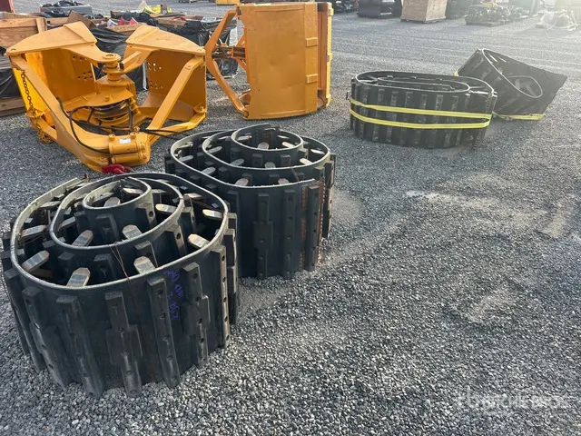 Quantity of (2) Sets of Tracks