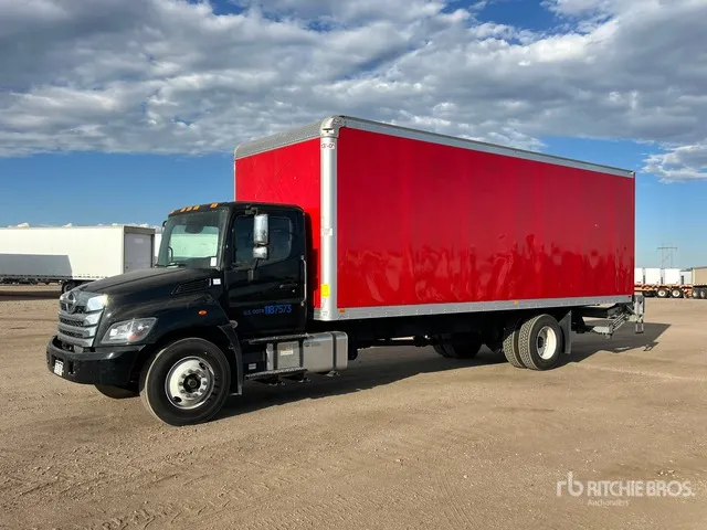 2026 Hino 4x2 Van Truck