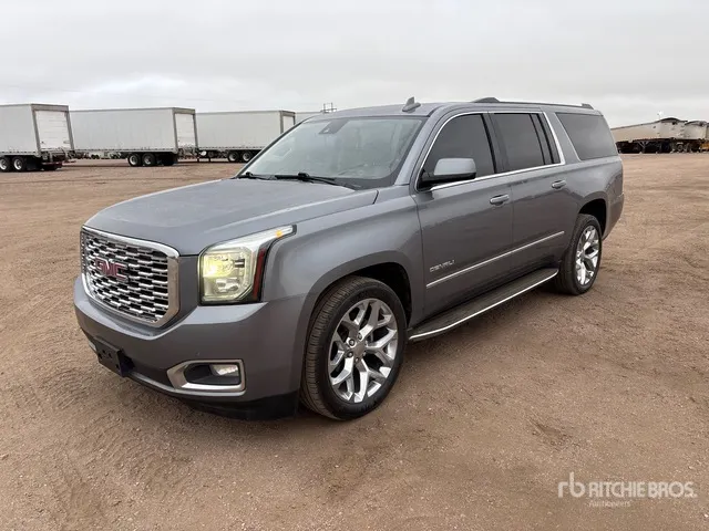 2018 GMC Yukon Denali 4WD SUV
