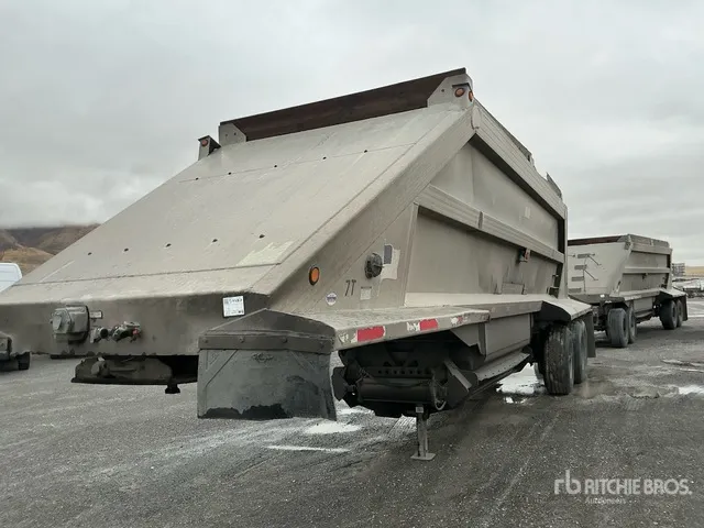 2007 Travis Belly Dump Trailer