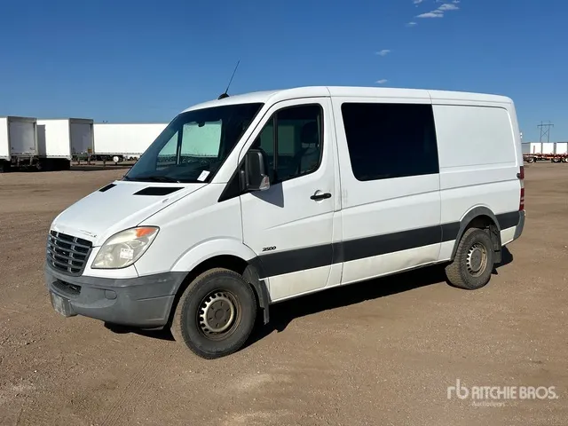 2012 Freightliner 2500 Sprinter Cargo Van