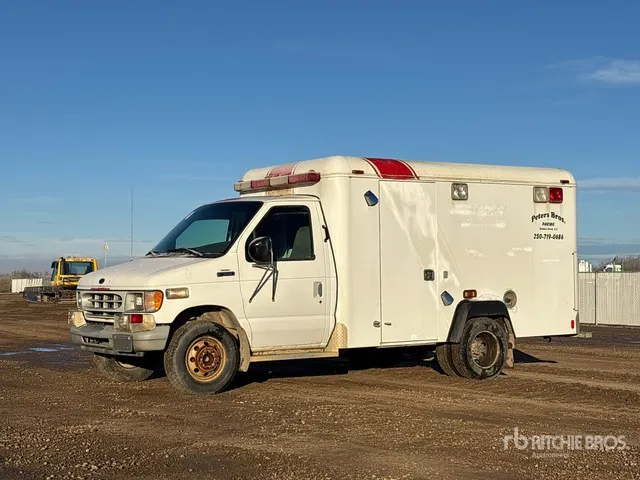 1998 Ford Econoline E-350 4x2 Ambulance