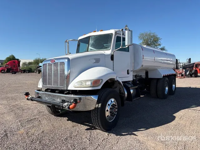 2009 Peterbilt 340 4000 gal 6x4 Water Truck