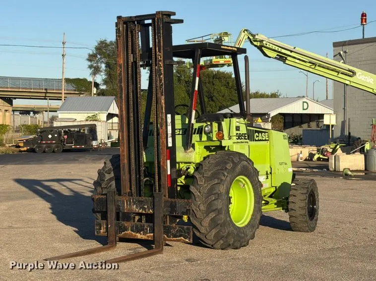 1991 Case 585E forklift