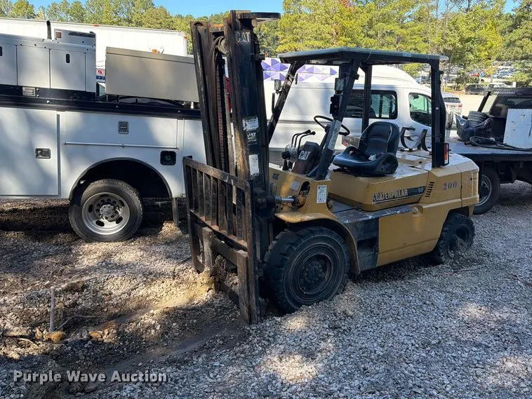 1993 Caterpillar GPL40 forklift