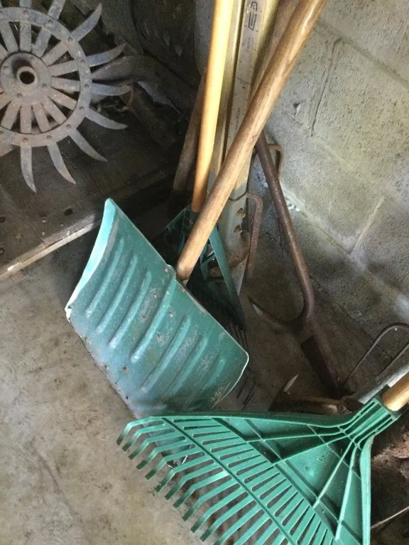 Post Hole Digger