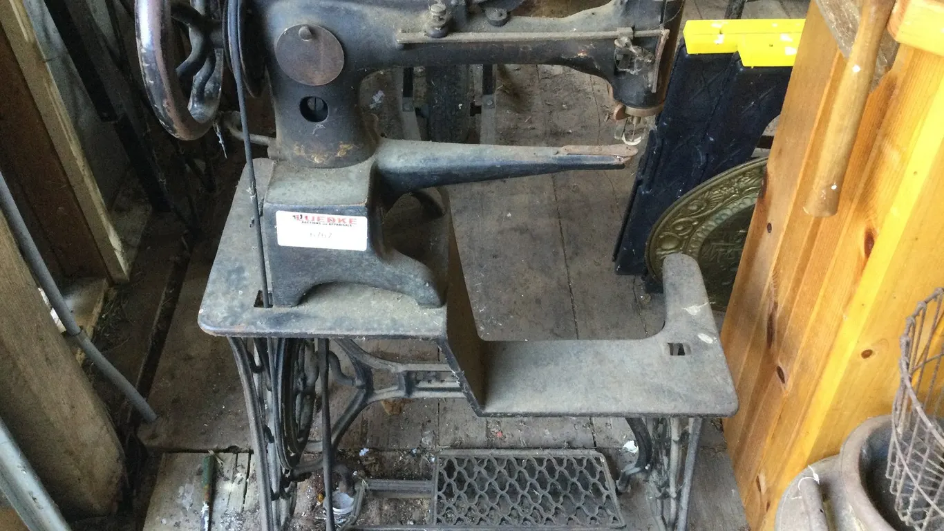 Singer Sewing Machine