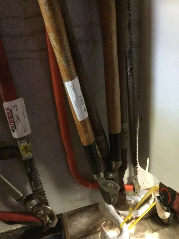 Hand Saw