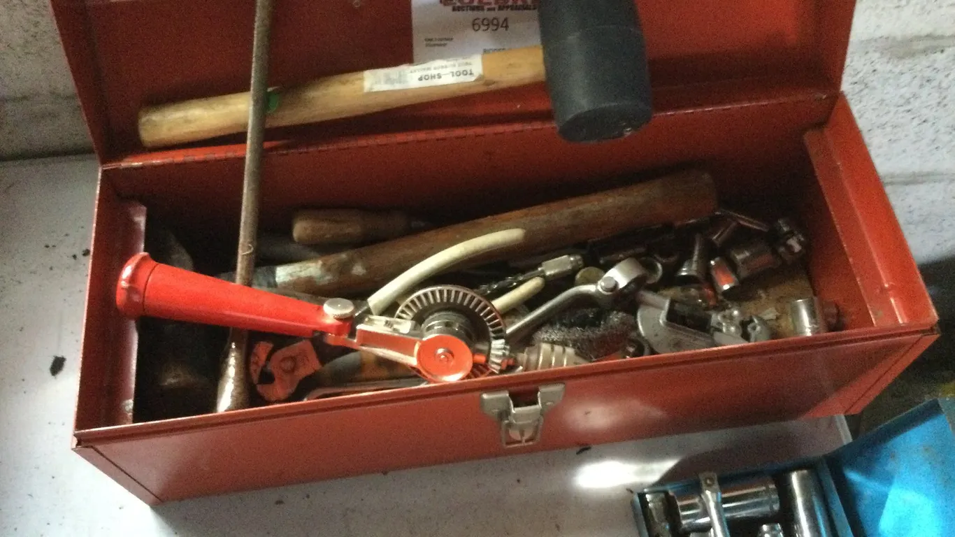 Metal Tool Box