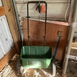 Scotts 1000 Drop Spreader