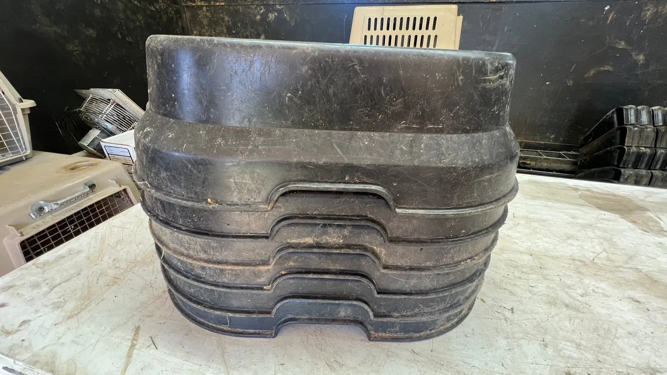 (6) Plastic Mineral Block Holders