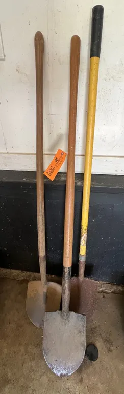 (3) Spade Shovels