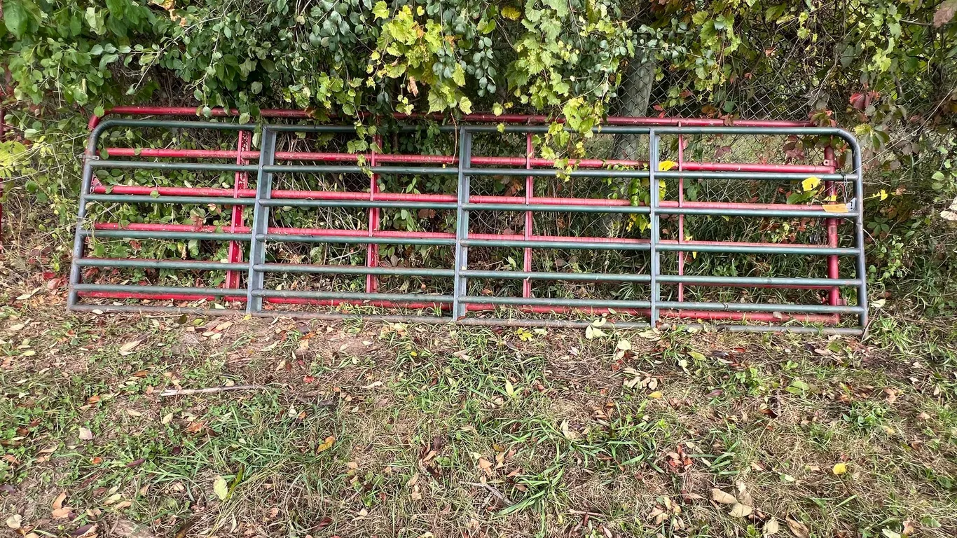 (2) 16' Gates