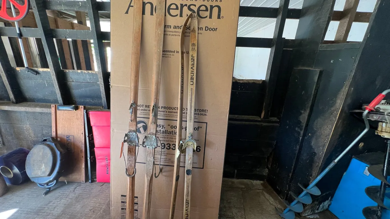 (2) Sets of Vintage Wooded Skis