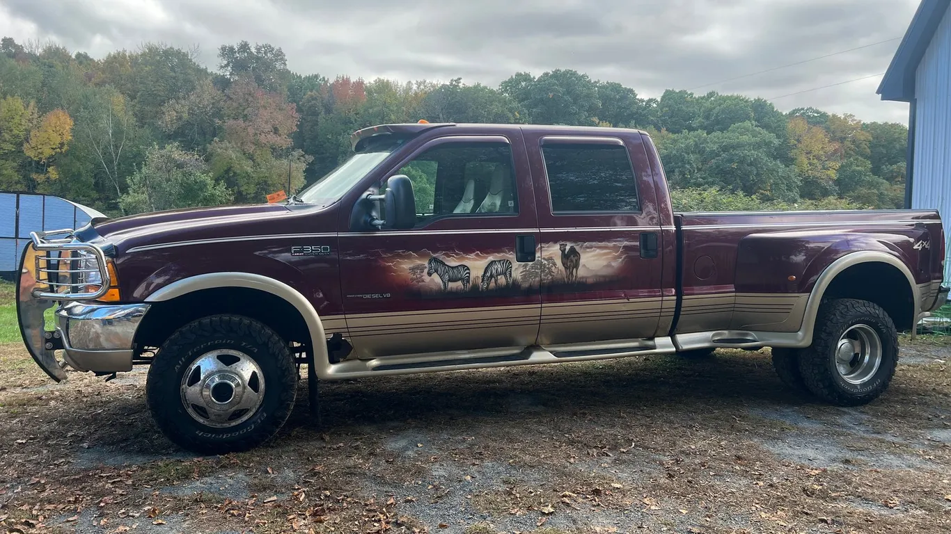 2000 Ford F350 Lariat Super Duty Dually 4 Door Diesel 7.3L Powerstroke (Has WI Title)
