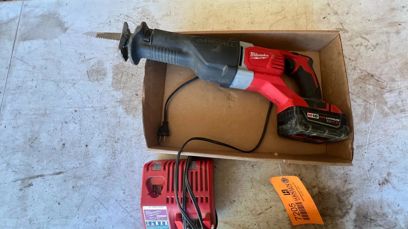 Milwaukee 18 V Sawzall