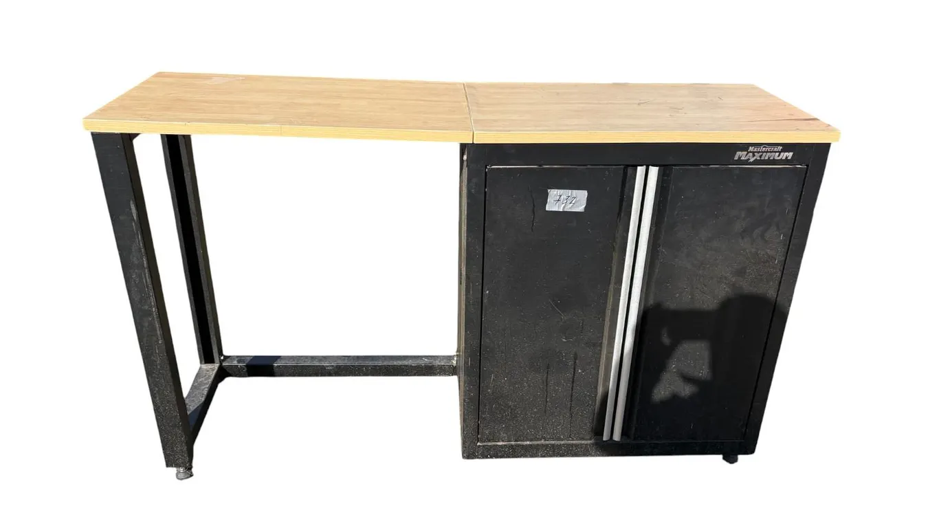 MasterCraft Maximum 2 door tool box wood top