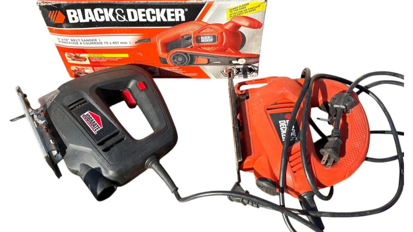 Job Mate jig saw, Black & Decker jig saw , Black & Decker Belt Sander with sand paper electric